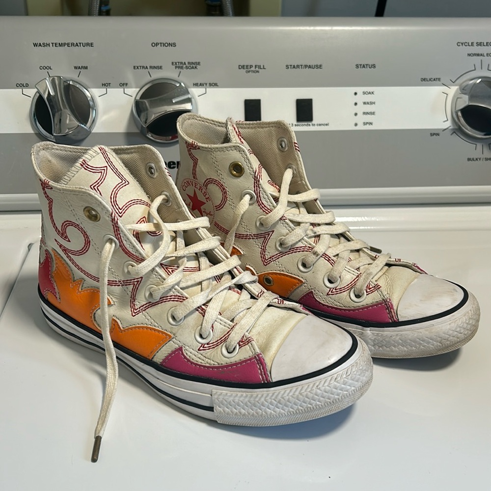 Limited edition converse